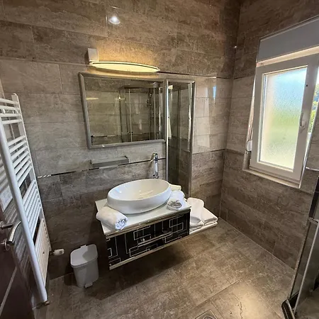 Q Apartament